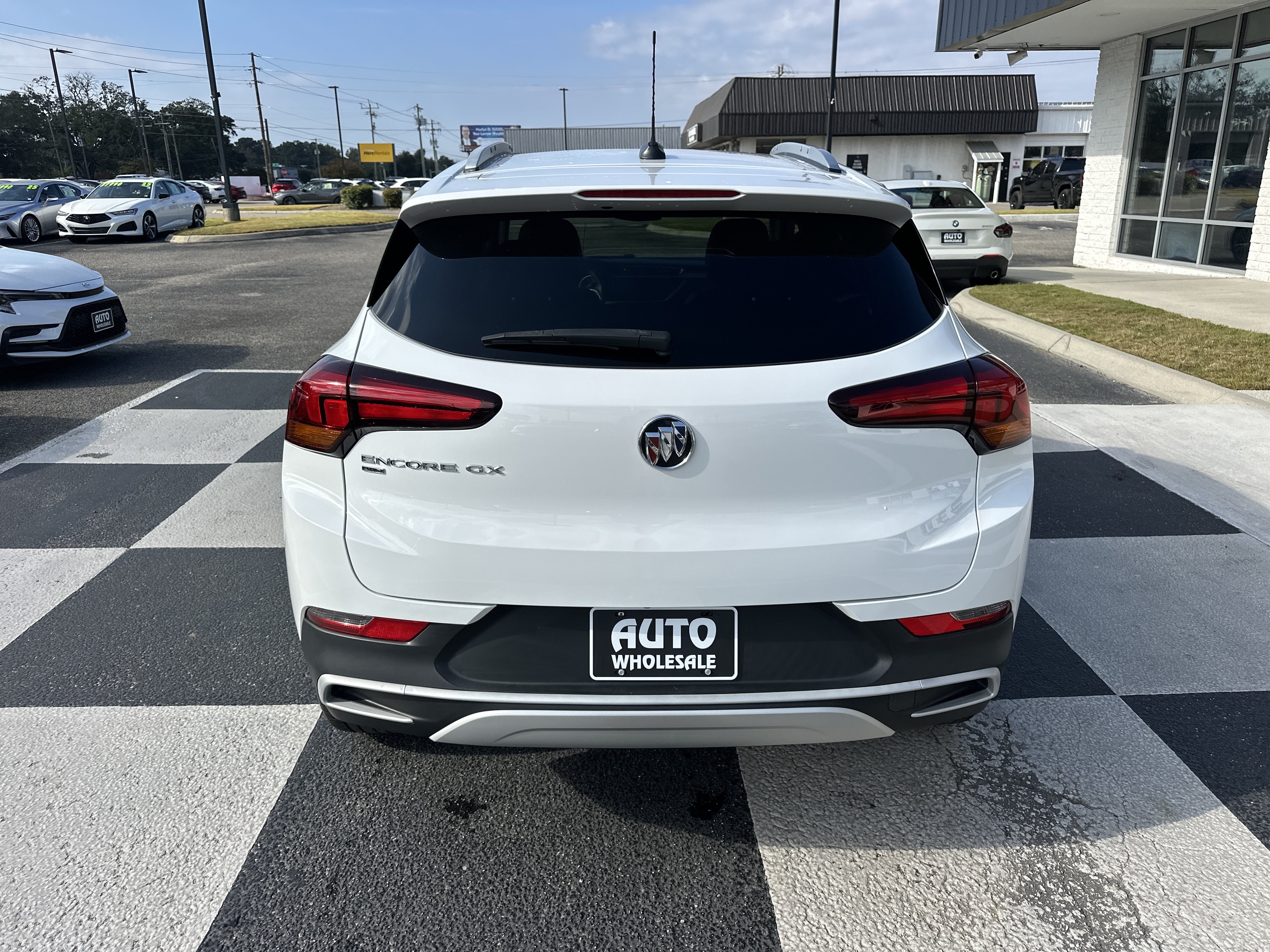 Used 2023 Buick Encore GX Select w/ Safety Package II AWD/4WD image 8
