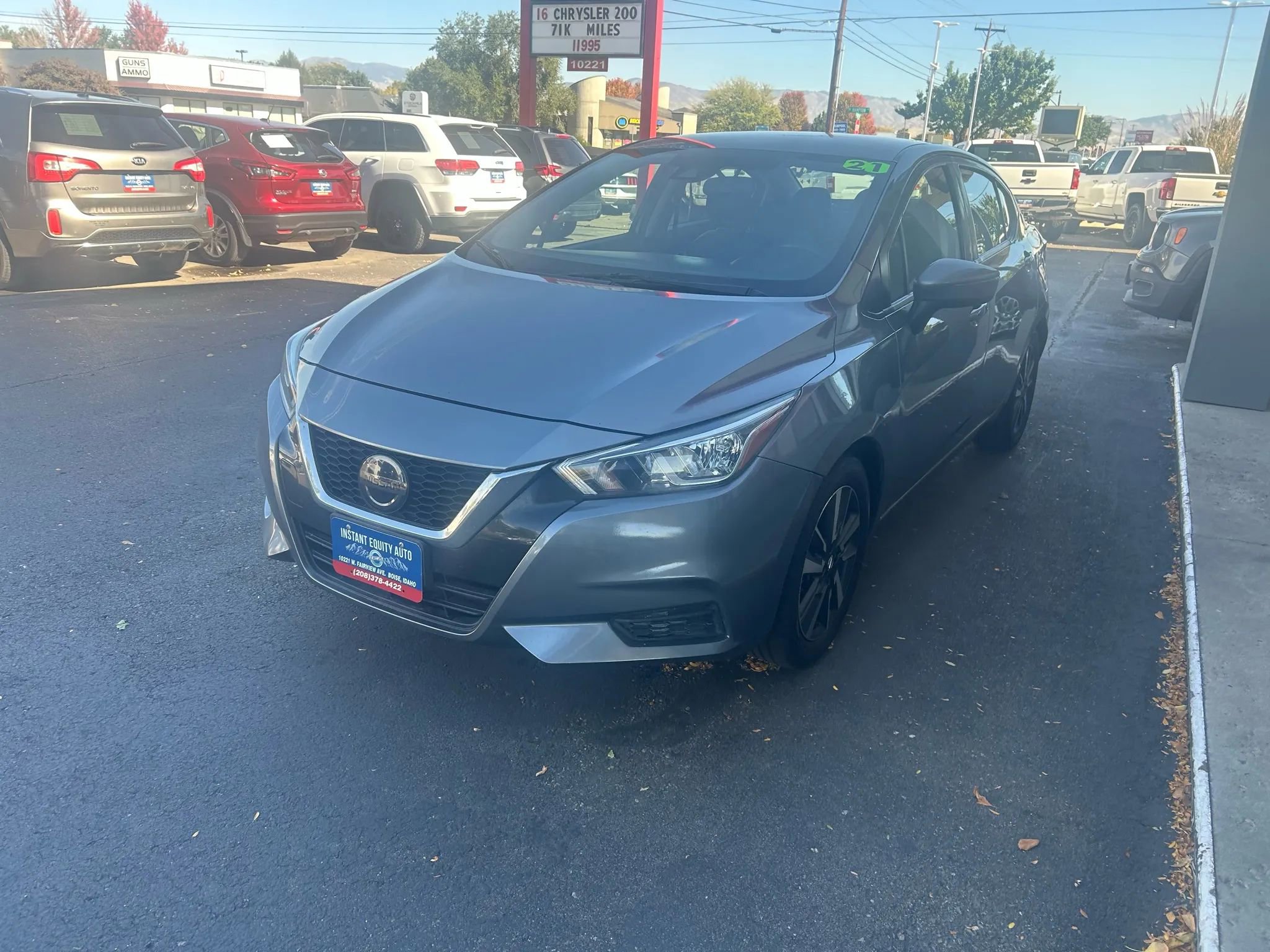 Used 2021 Nissan Versa SV image 31
