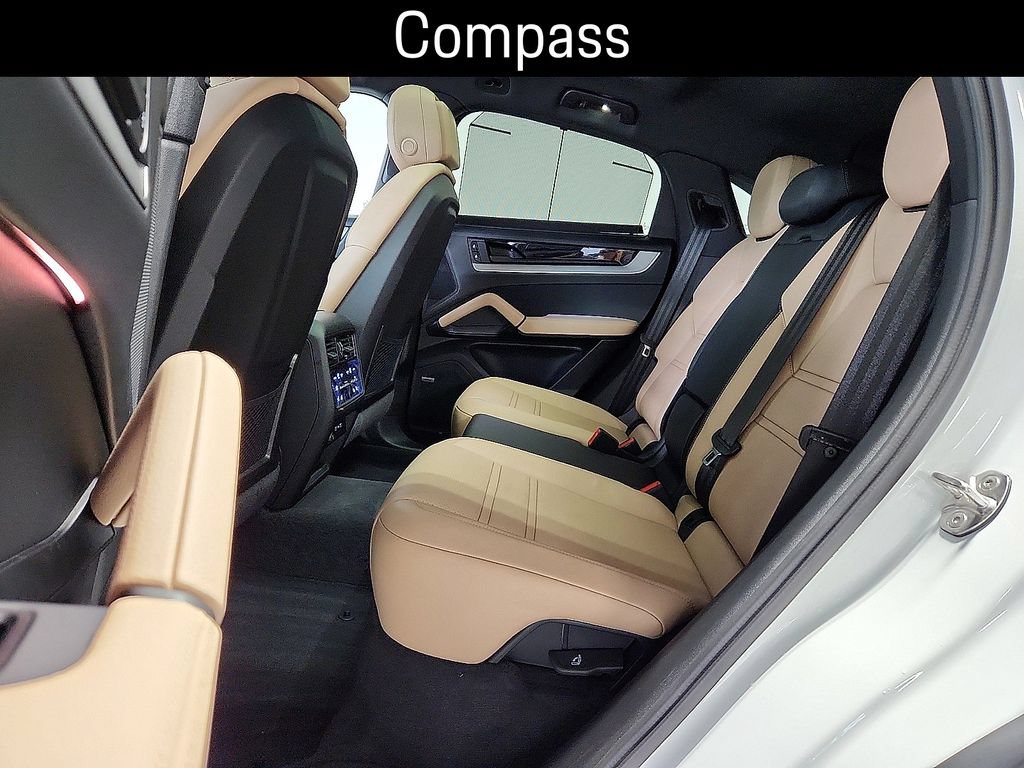 Certified 2026 Porsche Cayenne Coupe AWD/4WD image 11