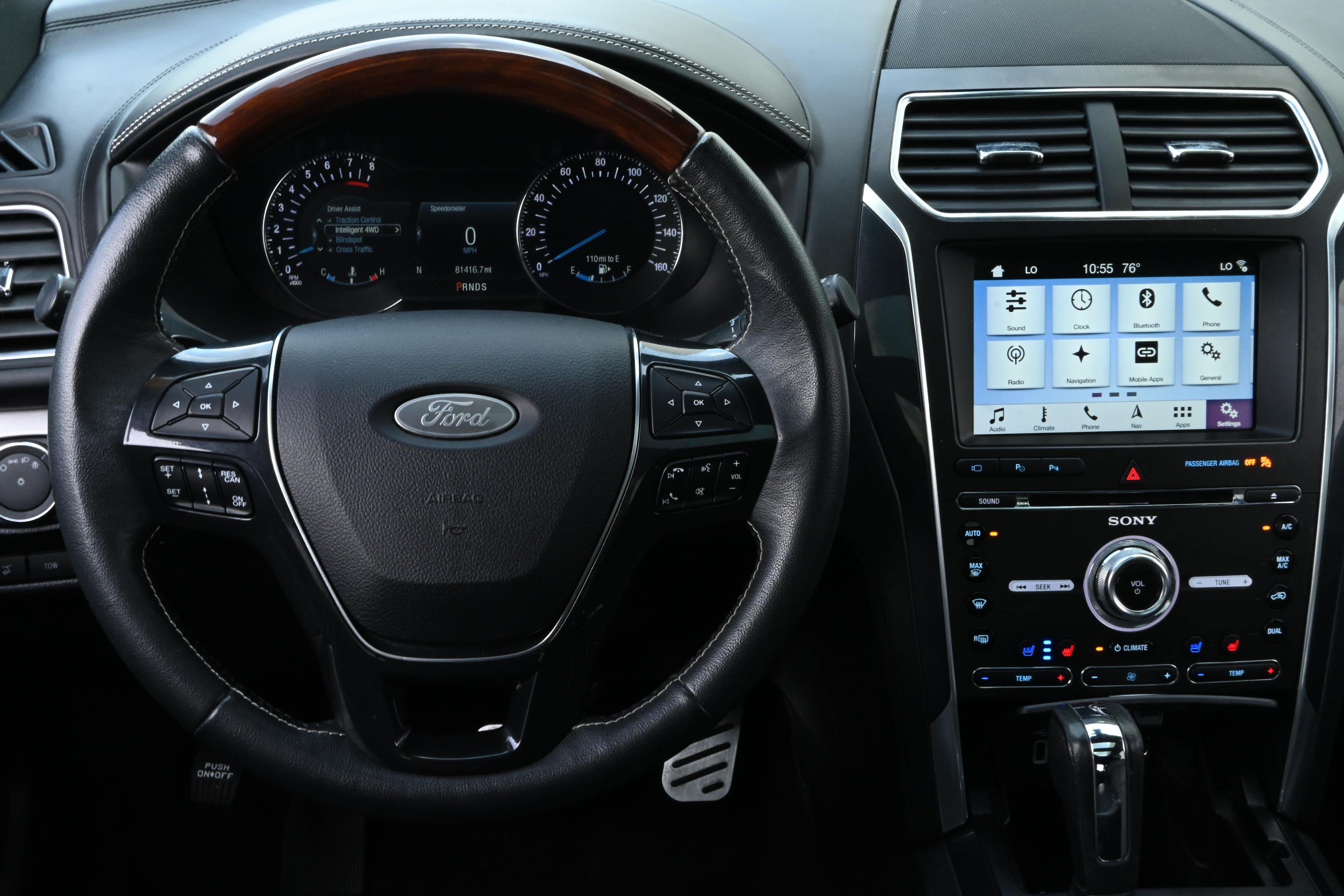 Used 2018 Ford Explorer Platinum AWD/4WD image 17