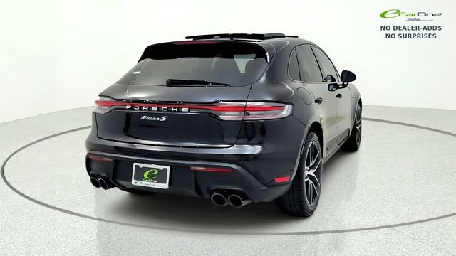 Used 2024 Porsche Macan S AWD/4WD image 8
