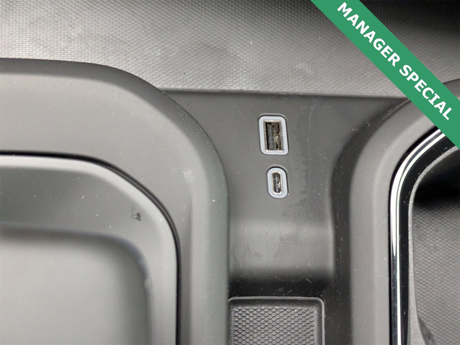 Used 2026 GMC Sierra 1500 AT4X image 27