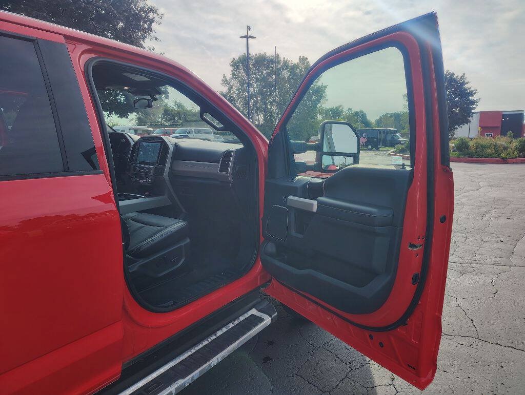 Used 2022 Ford F350 Lariat w/ Chrome Package AWD/4WD image 20