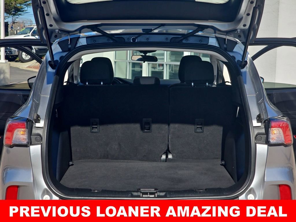 Used 2022 Ford Escape SE image 12