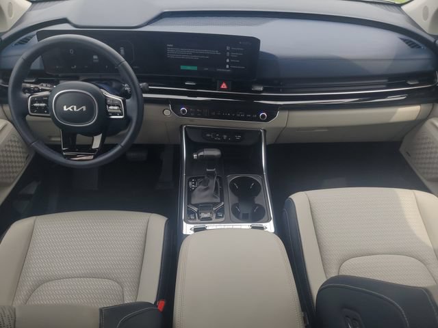 Certified 2025 Kia Carnival SX Prestige FWD image 18