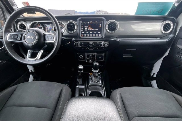 Used 2023 Jeep Gladiator Overland image 8