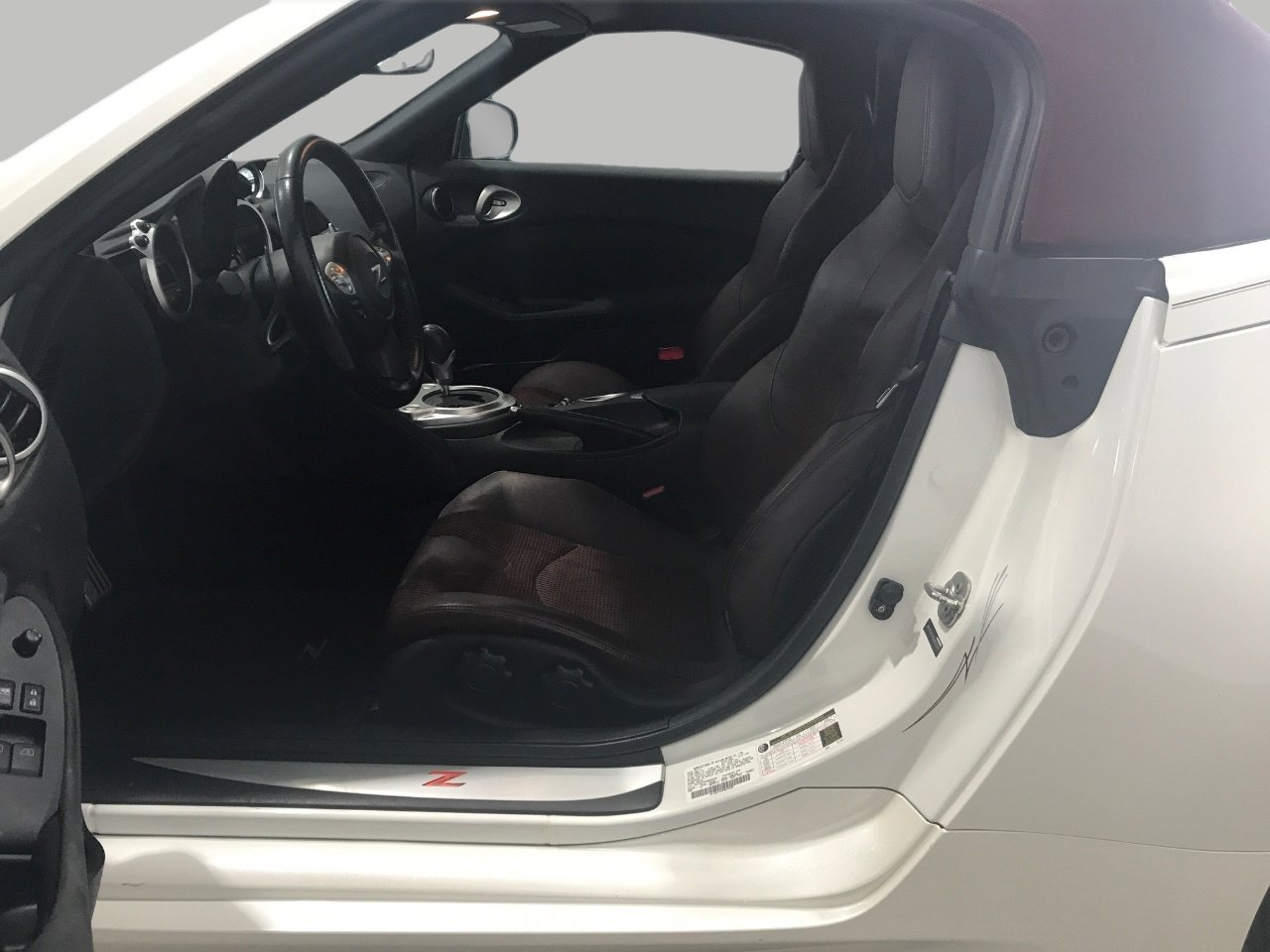 Used 2014 Nissan 370Z Touring w/ Sport Package image 12