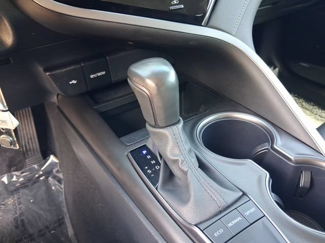 Used 2024 Toyota Camry SE FWD image 20
