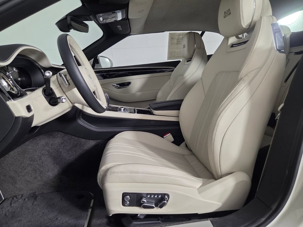 Used 2025 Bentley Continental GTC AWD/4WD image 11