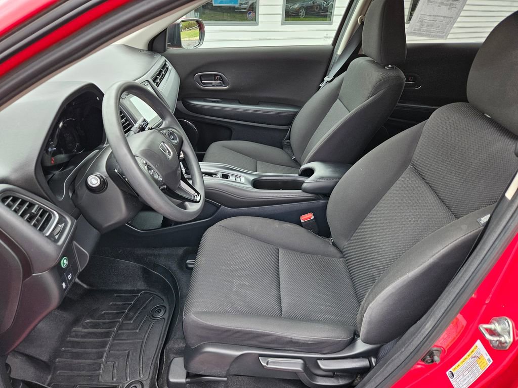 Used 2018 Honda HR-V EX image 10