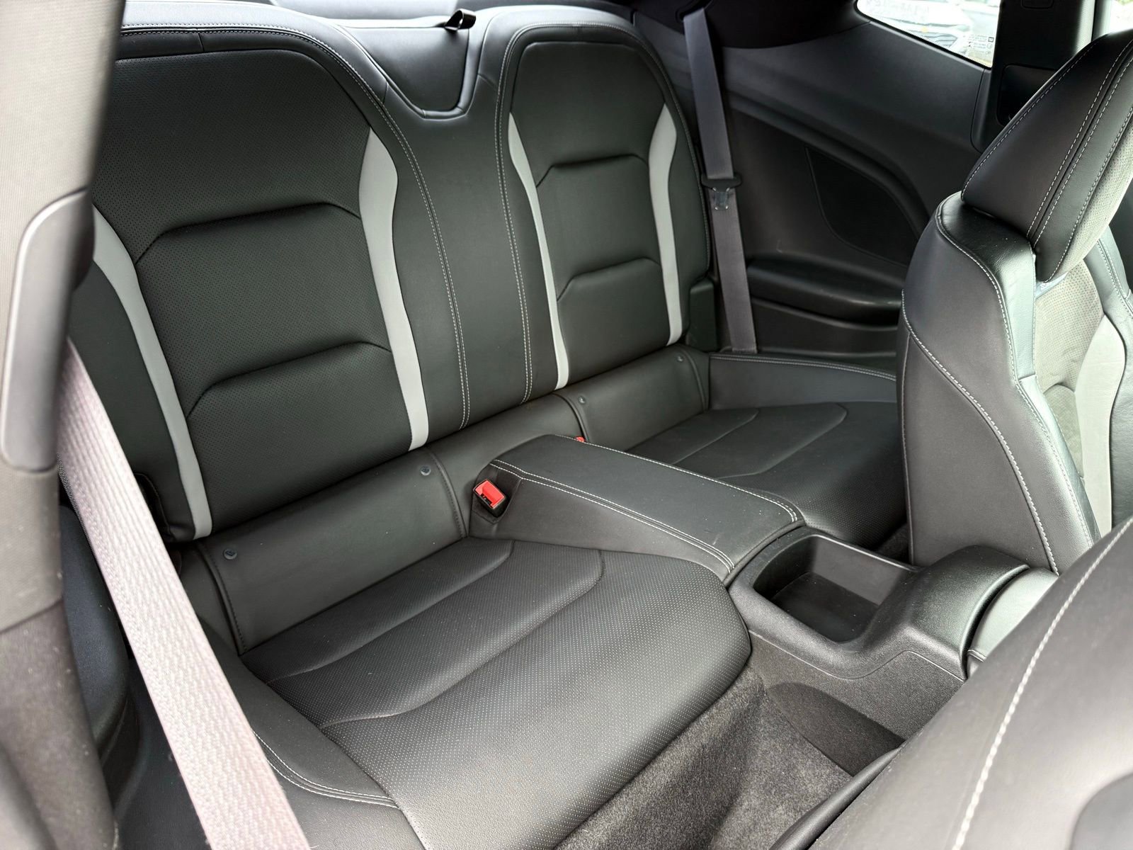 Used 2017 Chevrolet Camaro SS RWD image 29