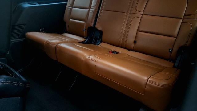 Used 2021 Lincoln Navigator Reserve AWD/4WD image 41