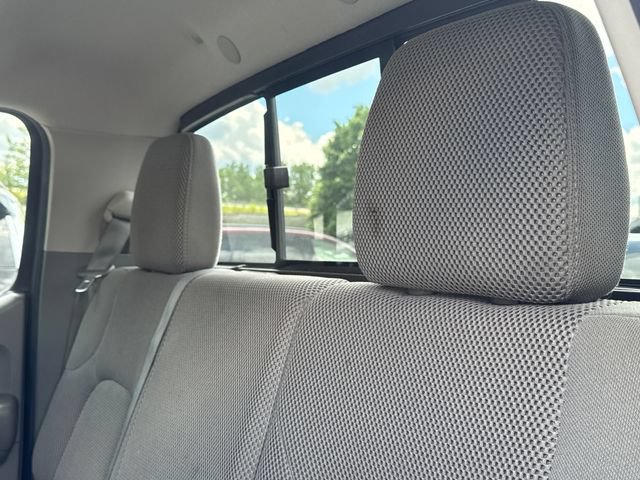 Used 2017 Nissan Frontier SV w/ SV Value Truck Package RWD image 11