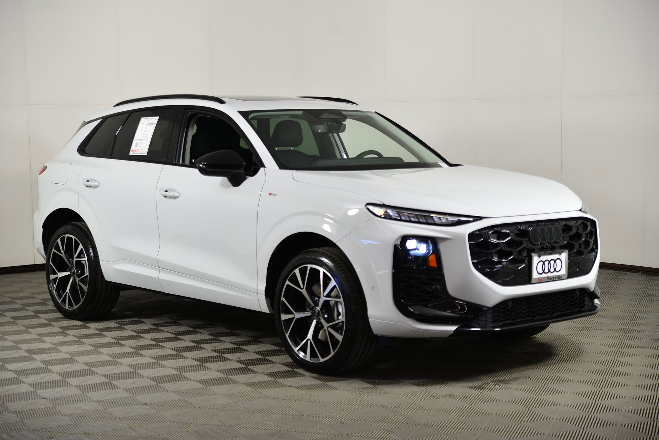 New 2026 Audi Q3 quattro 2.0T image 7