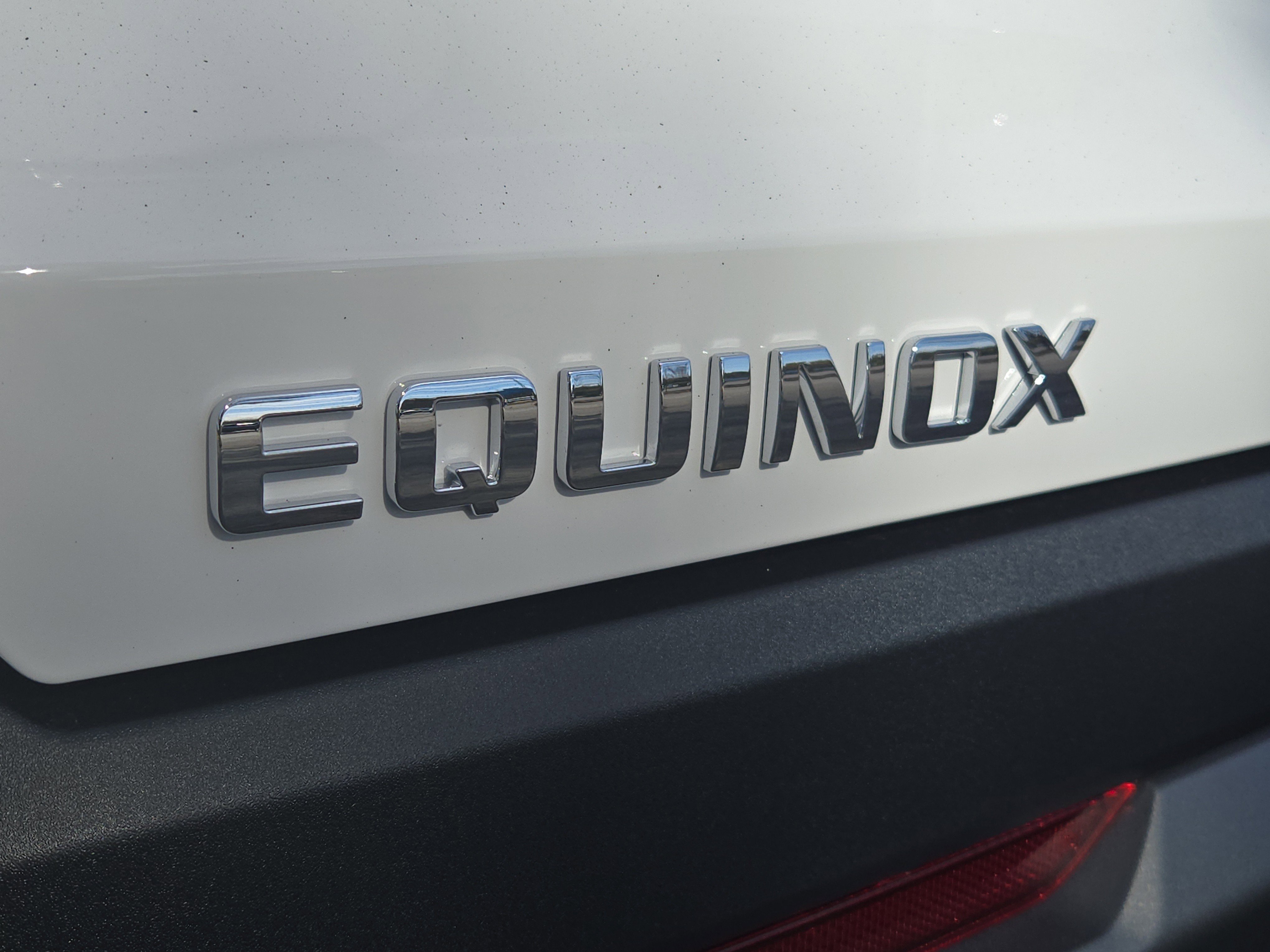 New 2026 Chevrolet Equinox LT w/ Convenience Package II FWD image 18