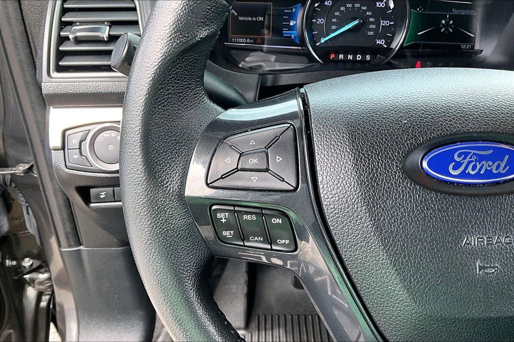 Used 2018 Ford Explorer XLT w/ Equipment Group 202A FWD image 11
