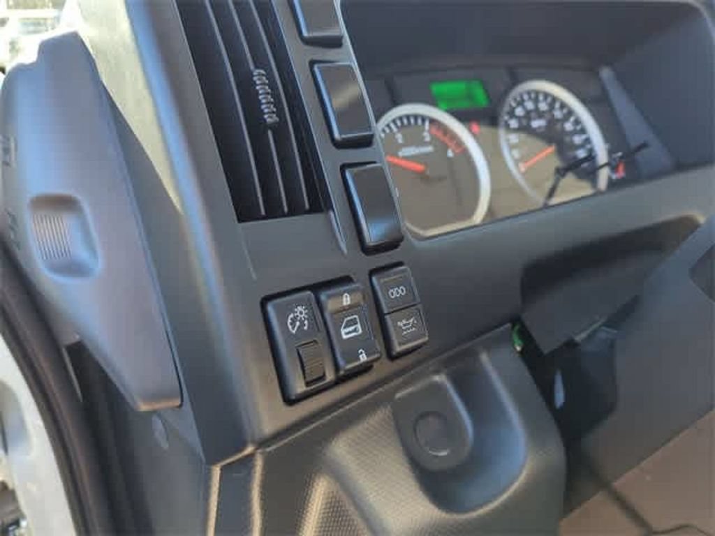 Used 2024 Chevrolet Low Cab Forward 4500 XD RWD image 29