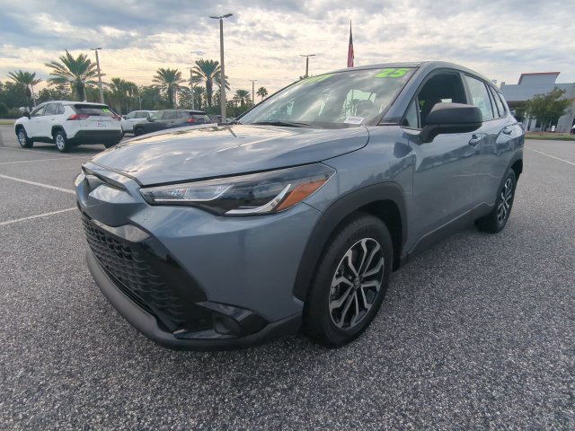Used 2025 Toyota Corolla Cross AWD Hybrid image 8