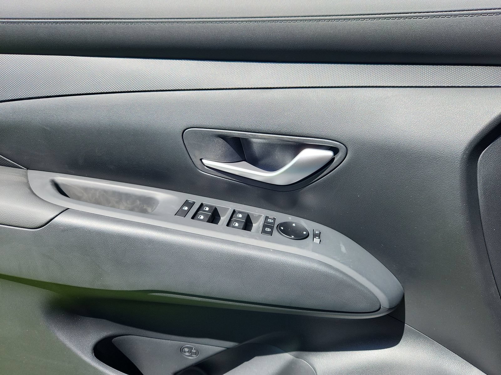 New 2027 Hyundai Santa Cruz SE AWD/4WD image 9