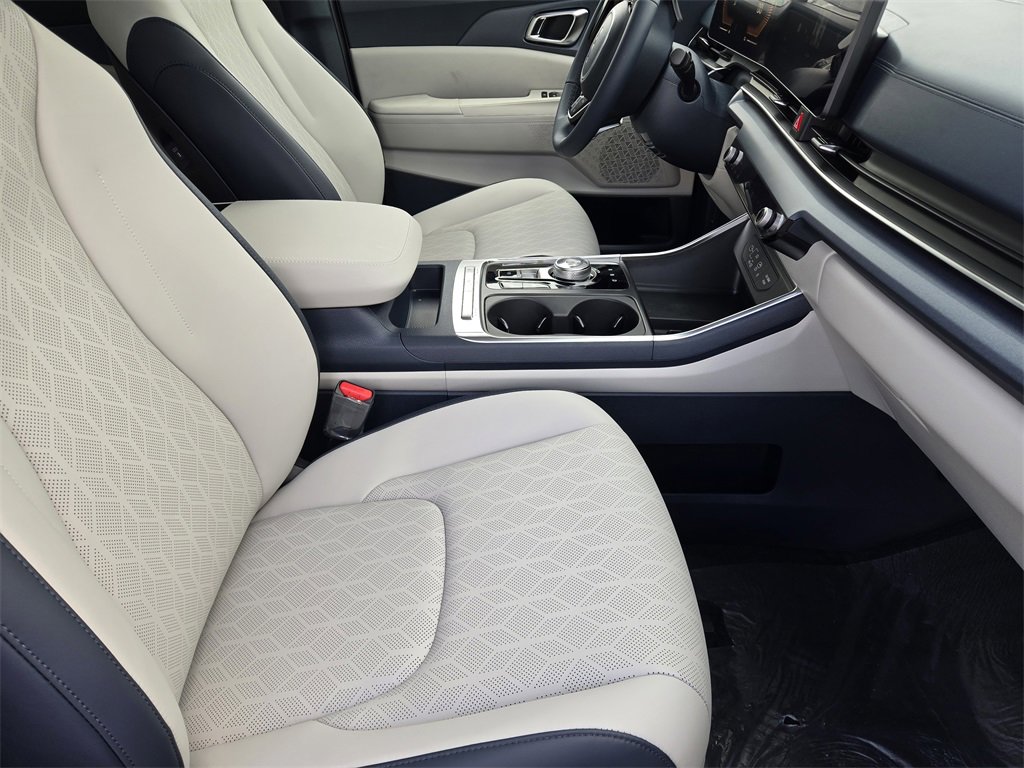 New 2026 Kia Carnival EX image 10