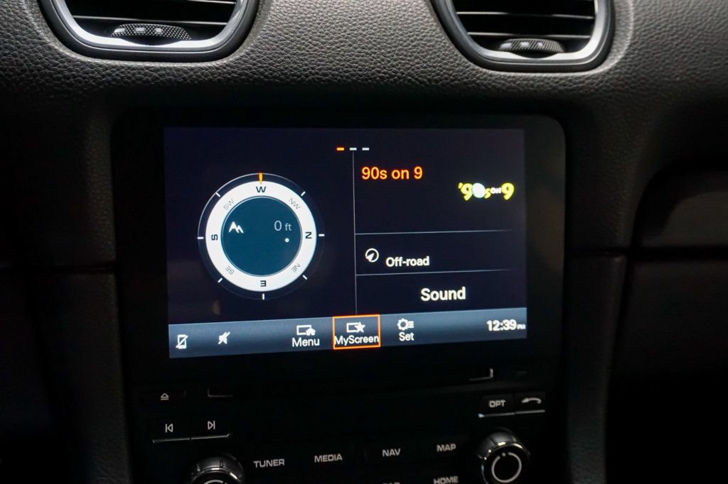 Used 2019 Porsche 718 Cayman RWD image 12