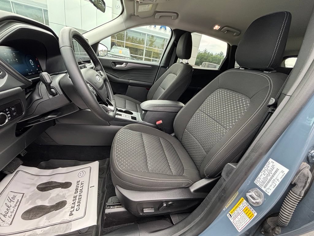 Used 2023 Ford Escape Active w/ Tech Pack #2 AWD/4WD image 13