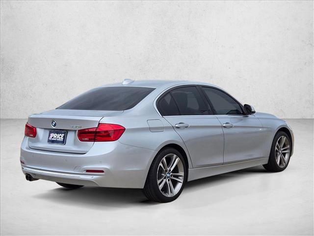 Used 2017 BMW 330i Sedan RWD image 5