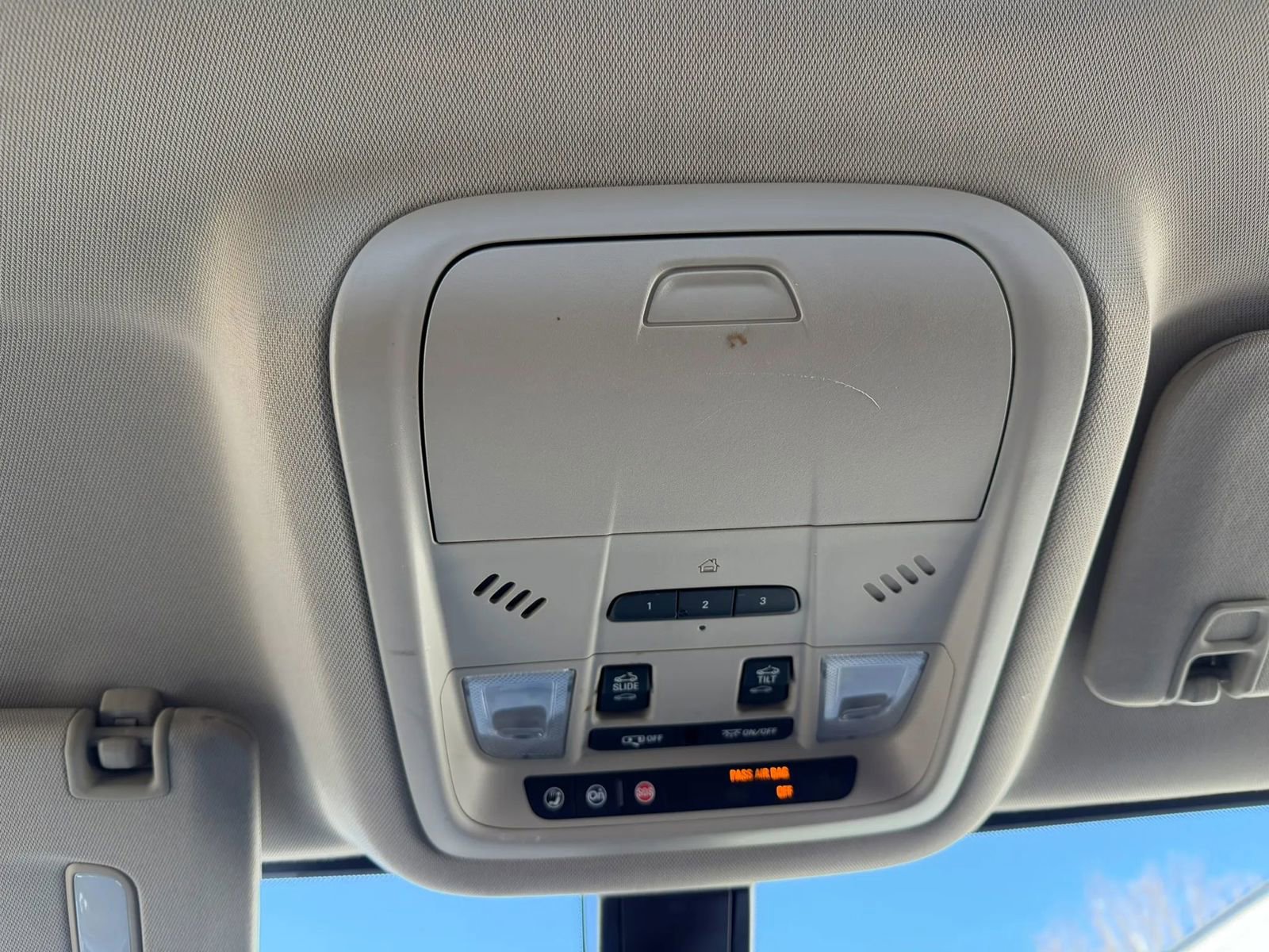 Used 2019 GMC Acadia SLT image 8