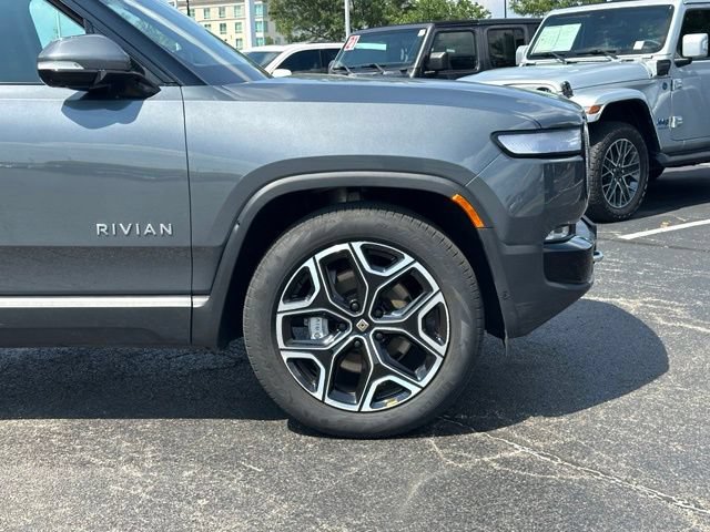 Used 2024 Rivian R1S Adventure AWD/4WD image 13