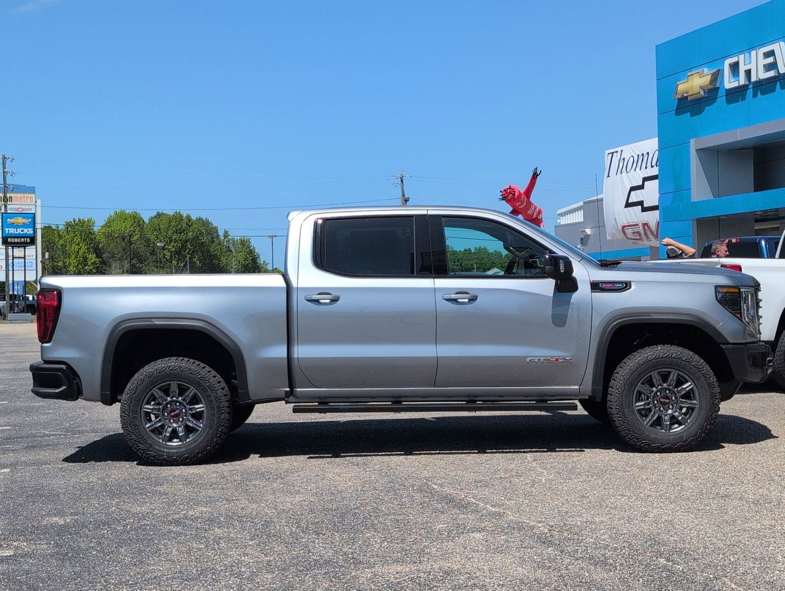 New 2026 GMC Sierra 1500 AT4X AWD/4WD image 7