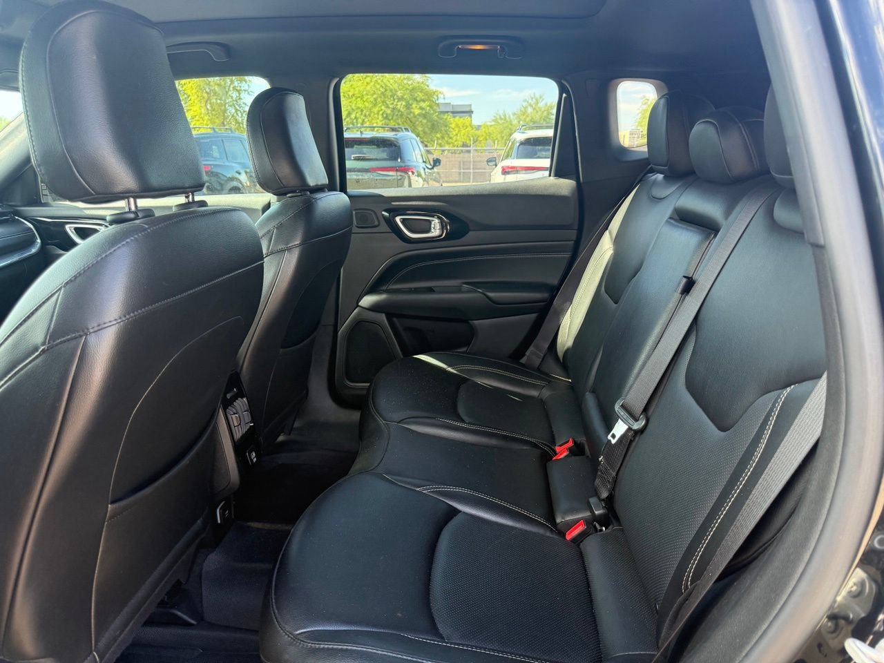 Used 2022 Jeep Compass High Altitude AWD/4WD image 10