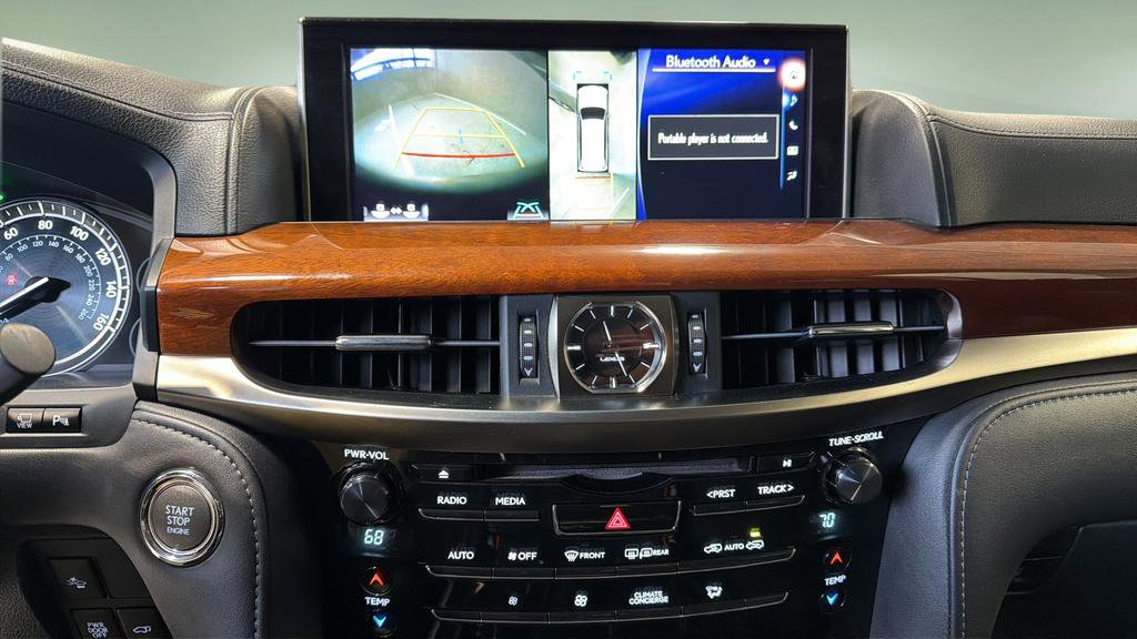 Used 2016 Lexus LX 570 4WD image 35