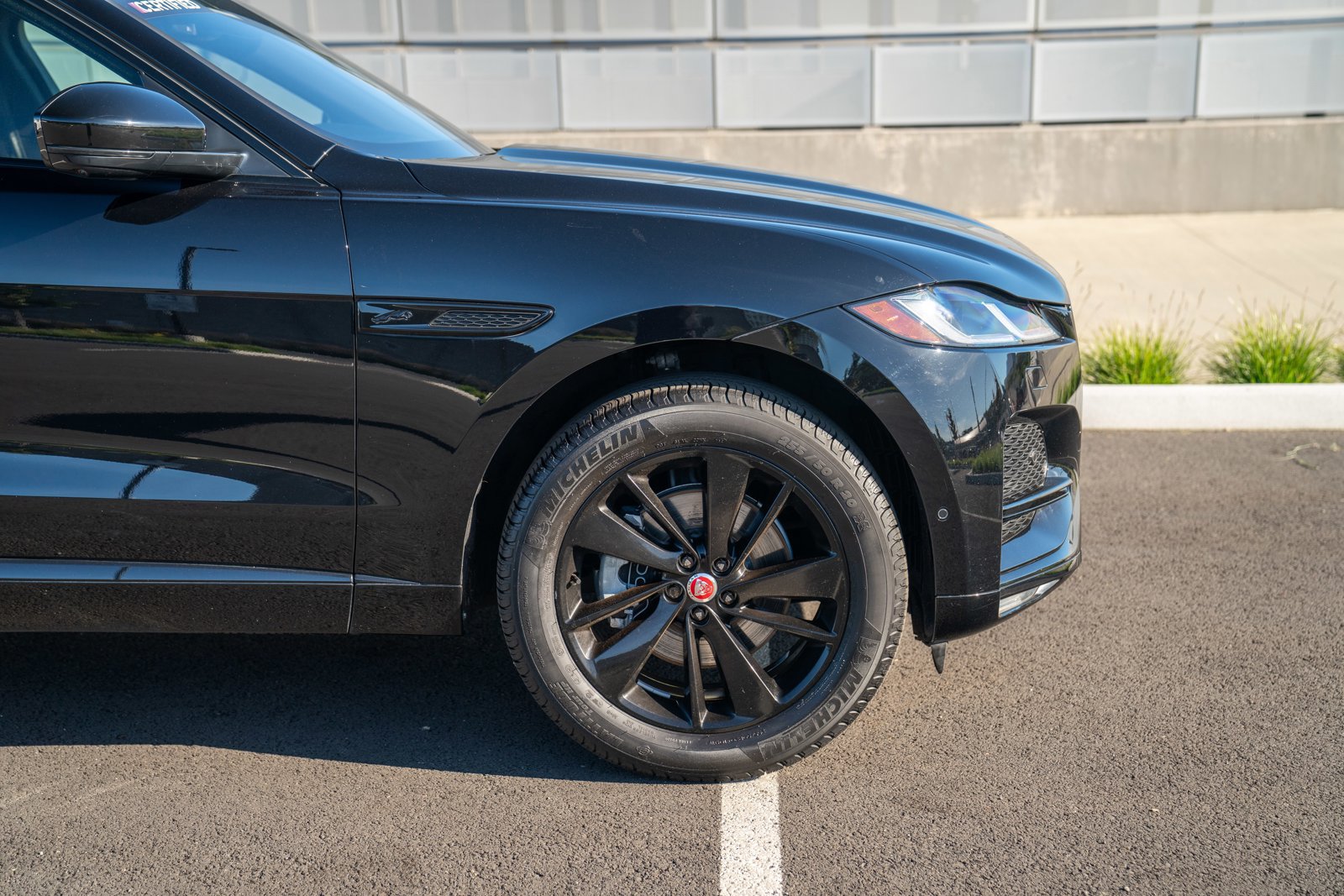 Used 2021 Jaguar F-PACE S AWD/4WD image 9