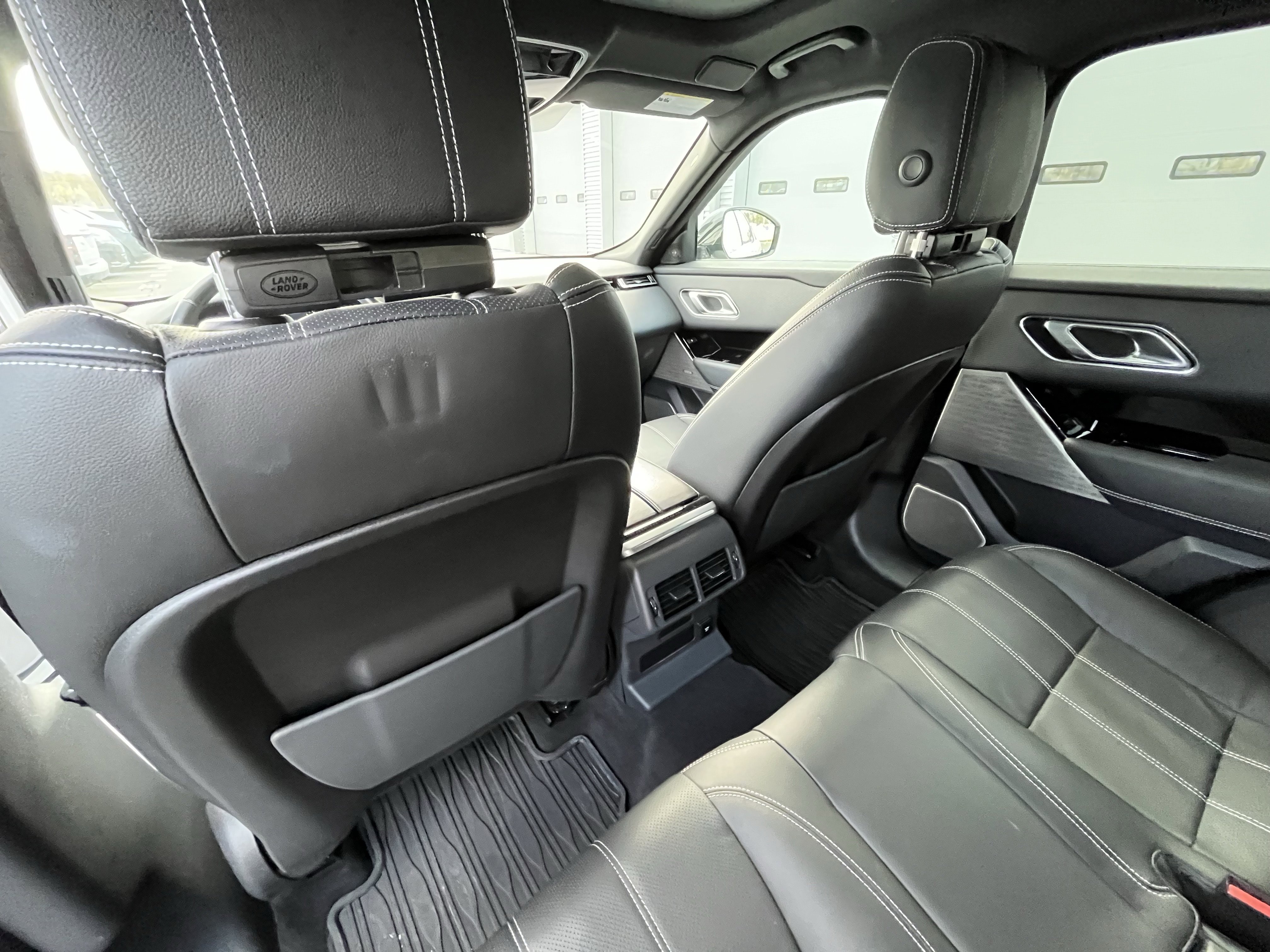 Certified 2021 Land Rover Range Rover Velar S image 32