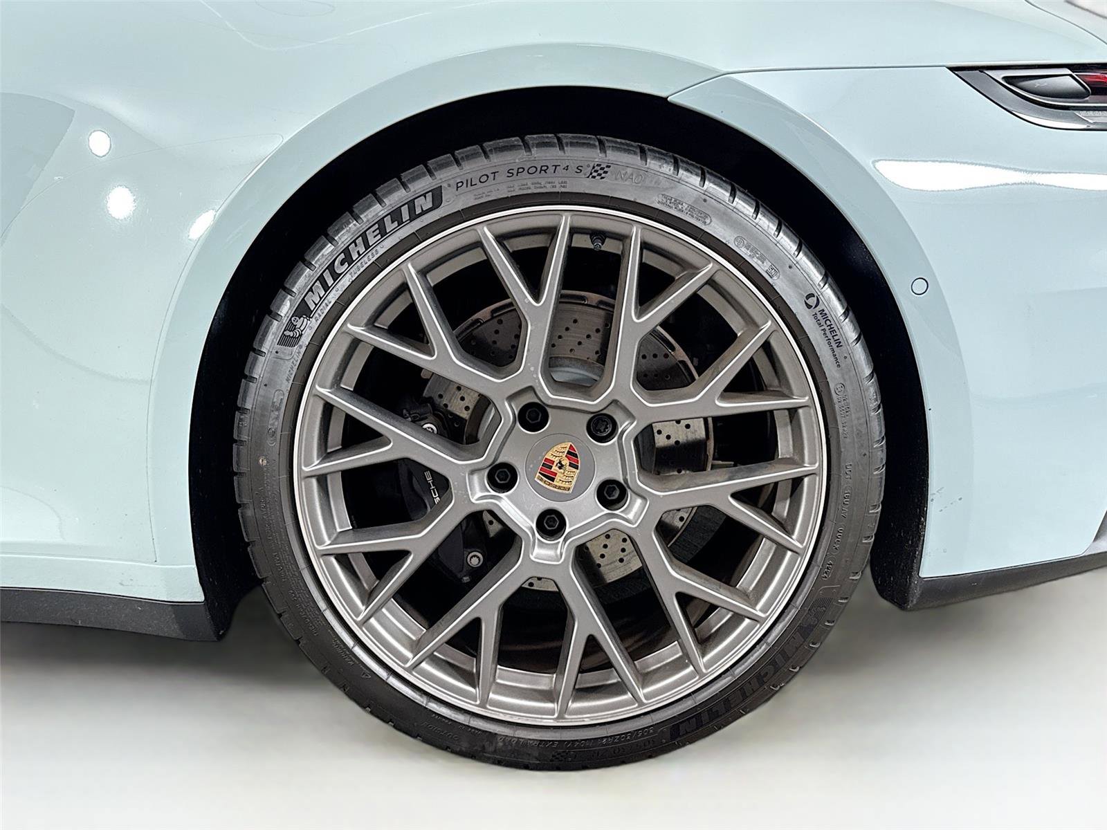 Used 2025 Porsche 911 Carrera image 27