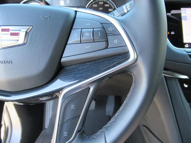 Certified 2025 Cadillac XT5 Premium Luxury FWD image 24