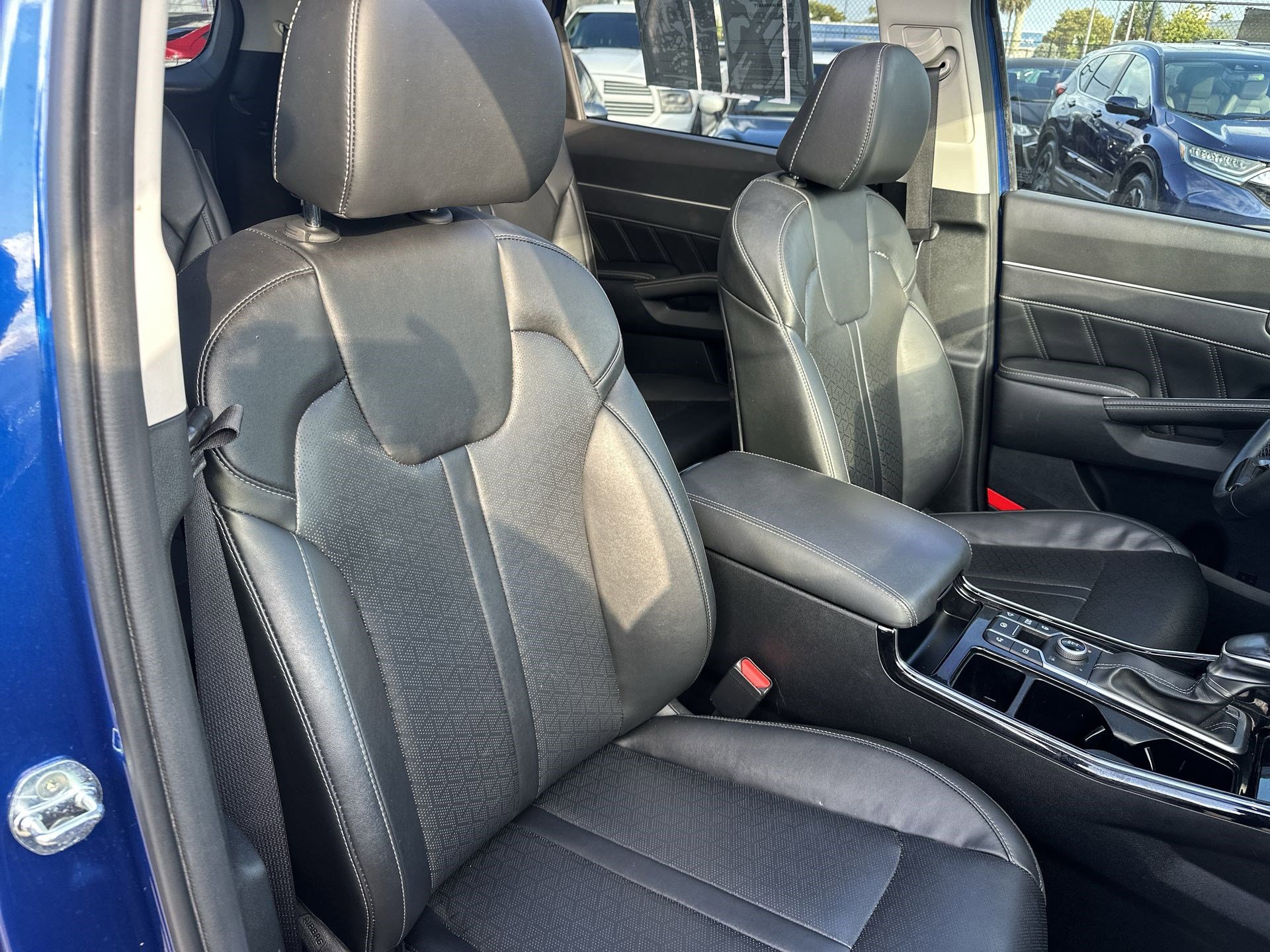 Used 2022 Kia Sorento SX image 26