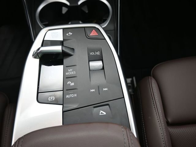 Used 2025 BMW X2 xDrive28i image 4