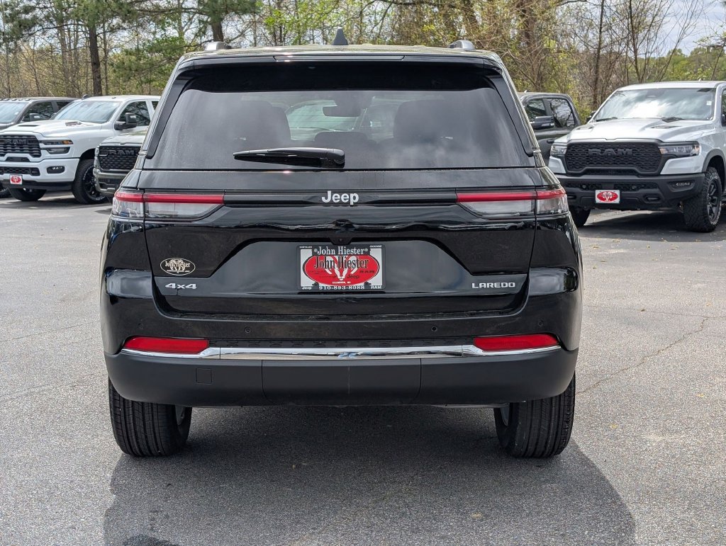 New 2026 Jeep Grand Cherokee Laredo AWD/4WD image 6