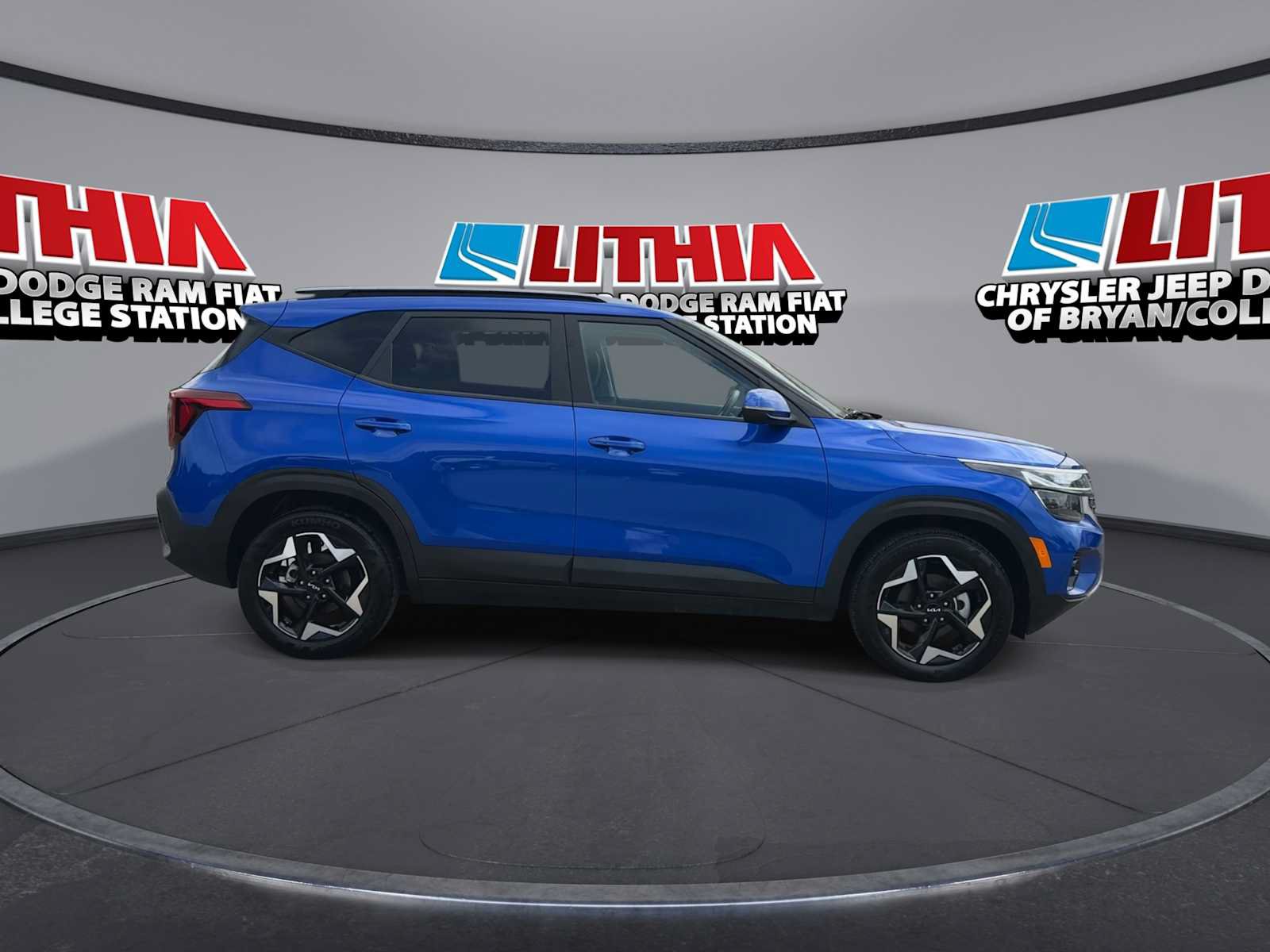 Used 2025 Kia Seltos S FWD image 9