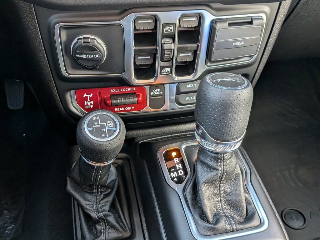 New 2026 Jeep Gladiator Mojave image 17