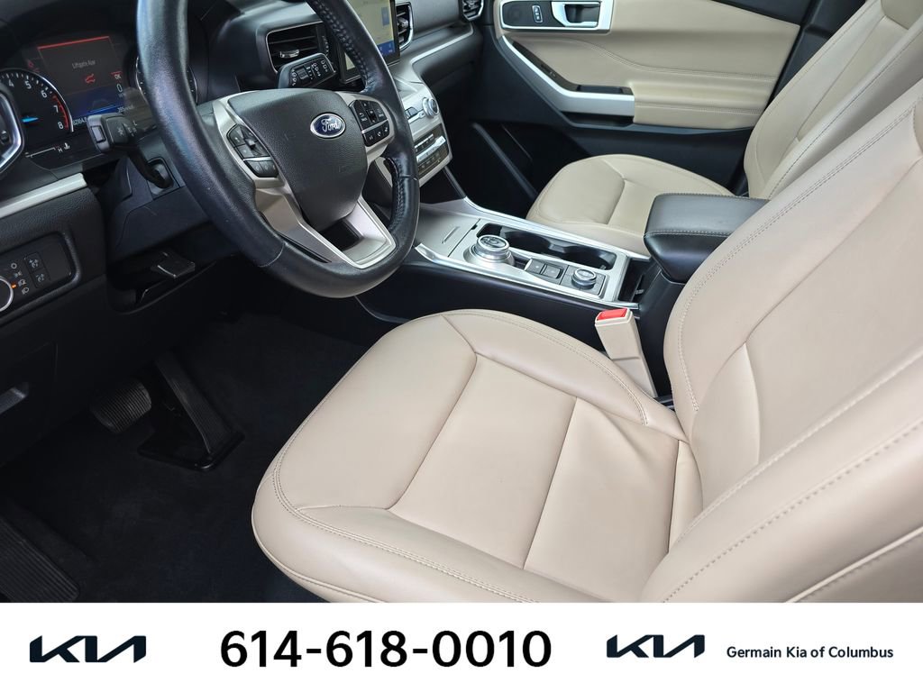 Used 2022 Ford Explorer XLT w/ Equipment Group 202A image 18