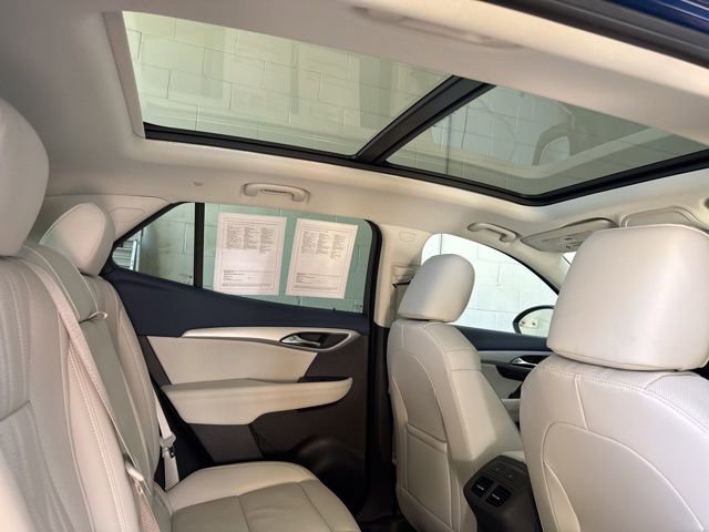 Used 2024 Buick Envision Avenir image 17
