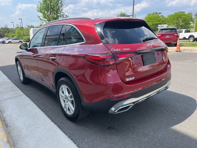 Used 2025 Mercedes-Benz GLC 300 4MATIC image 7