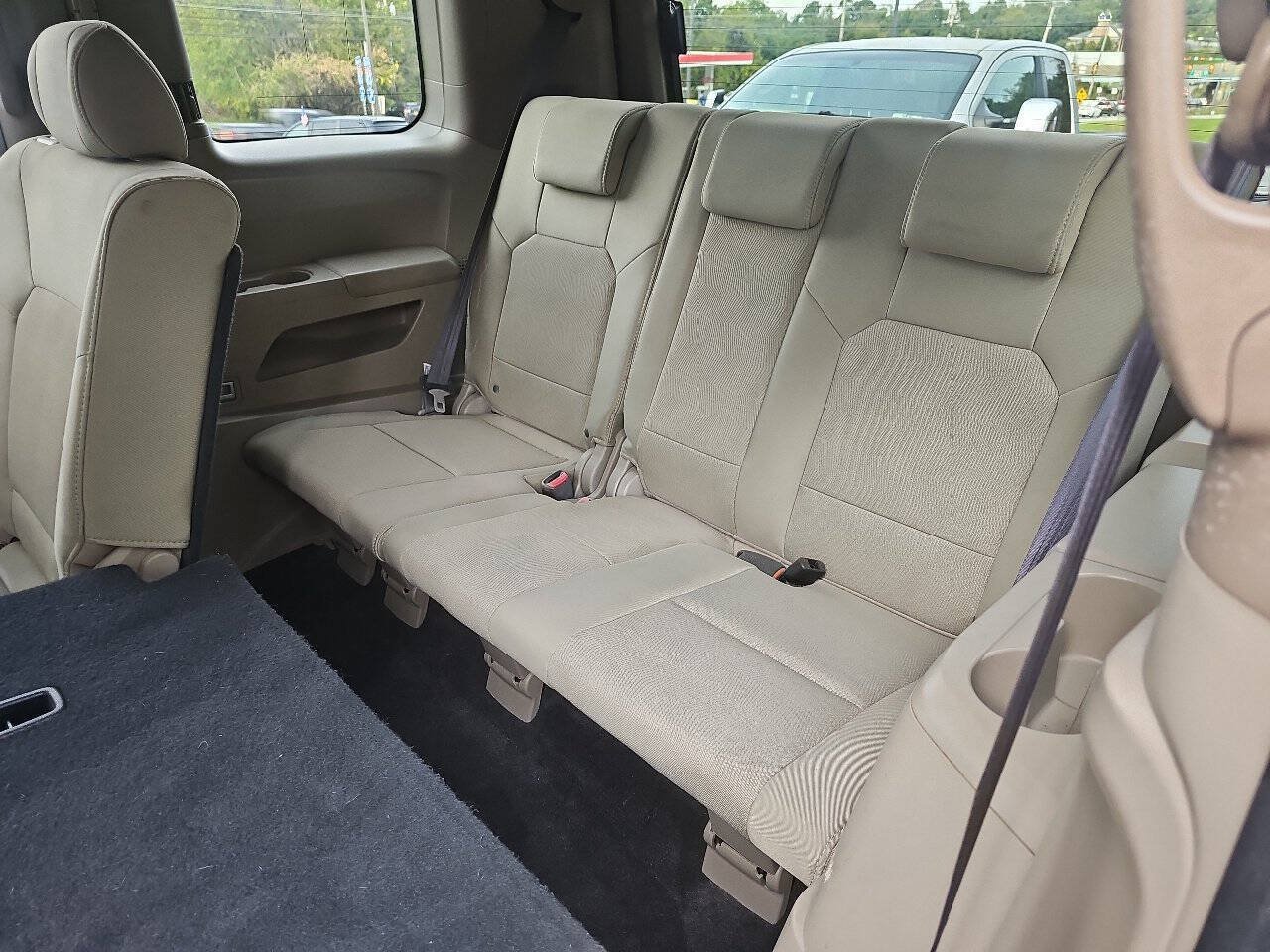 Used 2011 Honda Pilot LX image 15