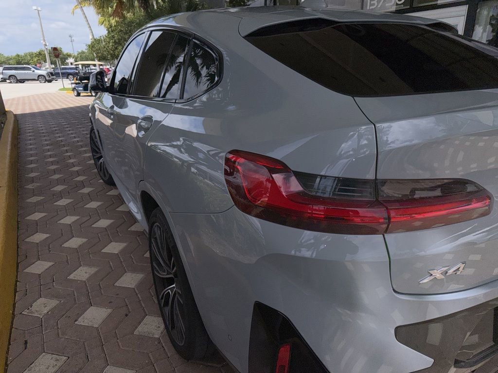Used 2022 BMW X4 xDrive30i w/ M Sport Package 2 image 8