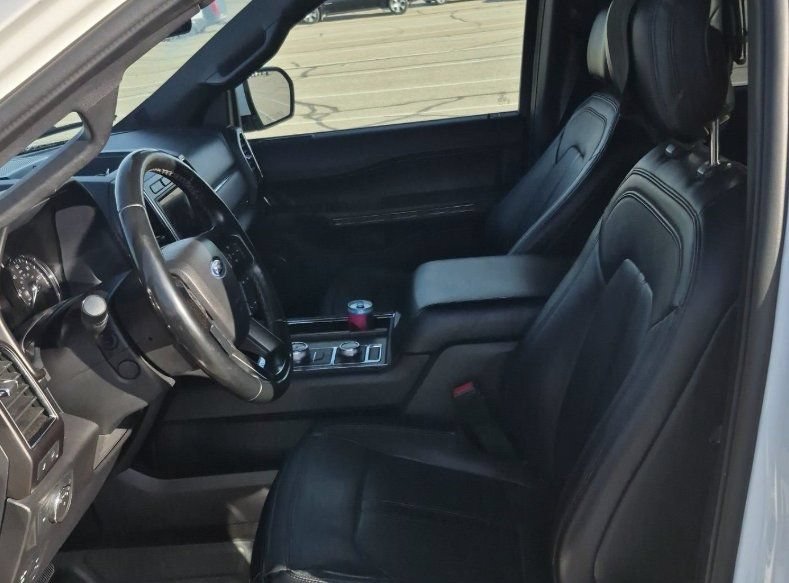 Used 2020 Ford Expedition Limited AWD/4WD image 30