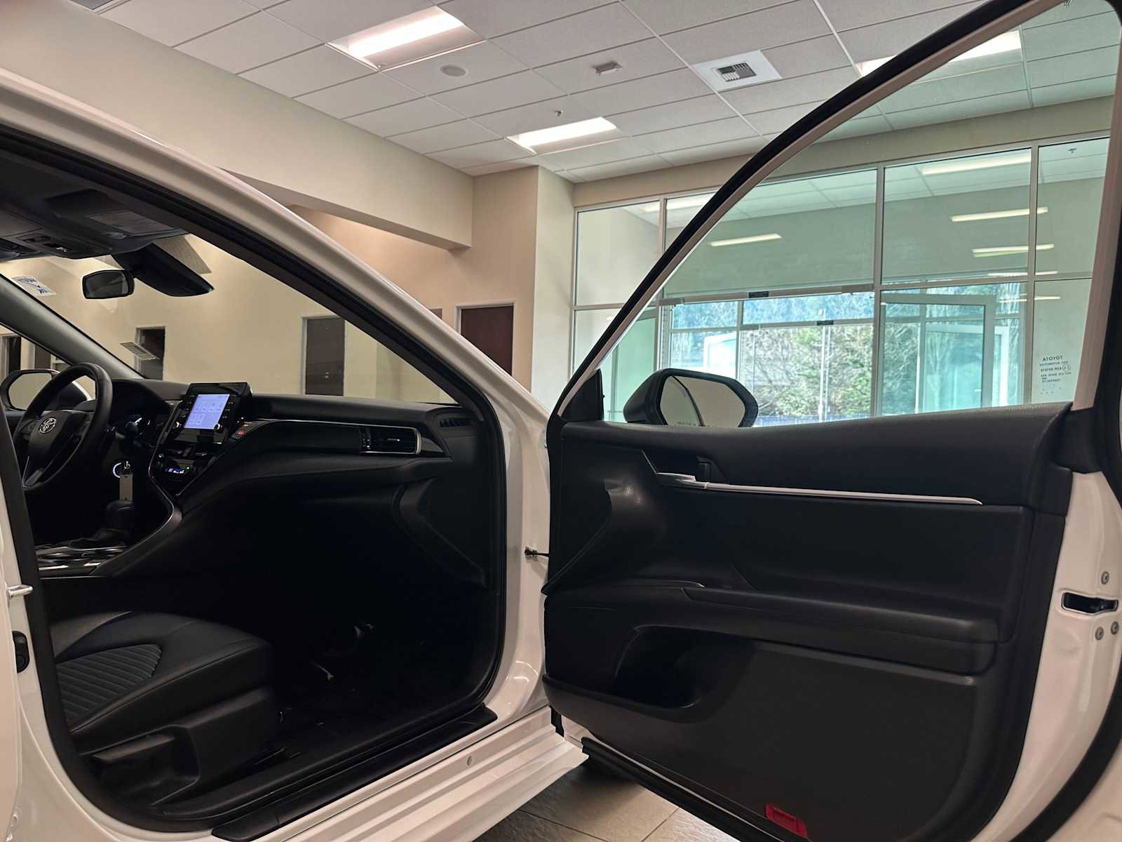 Certified 2023 Toyota Camry SE image 26
