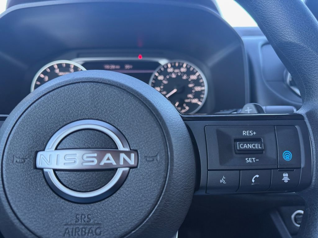 Certified 2023 Nissan Rogue SV image 26
