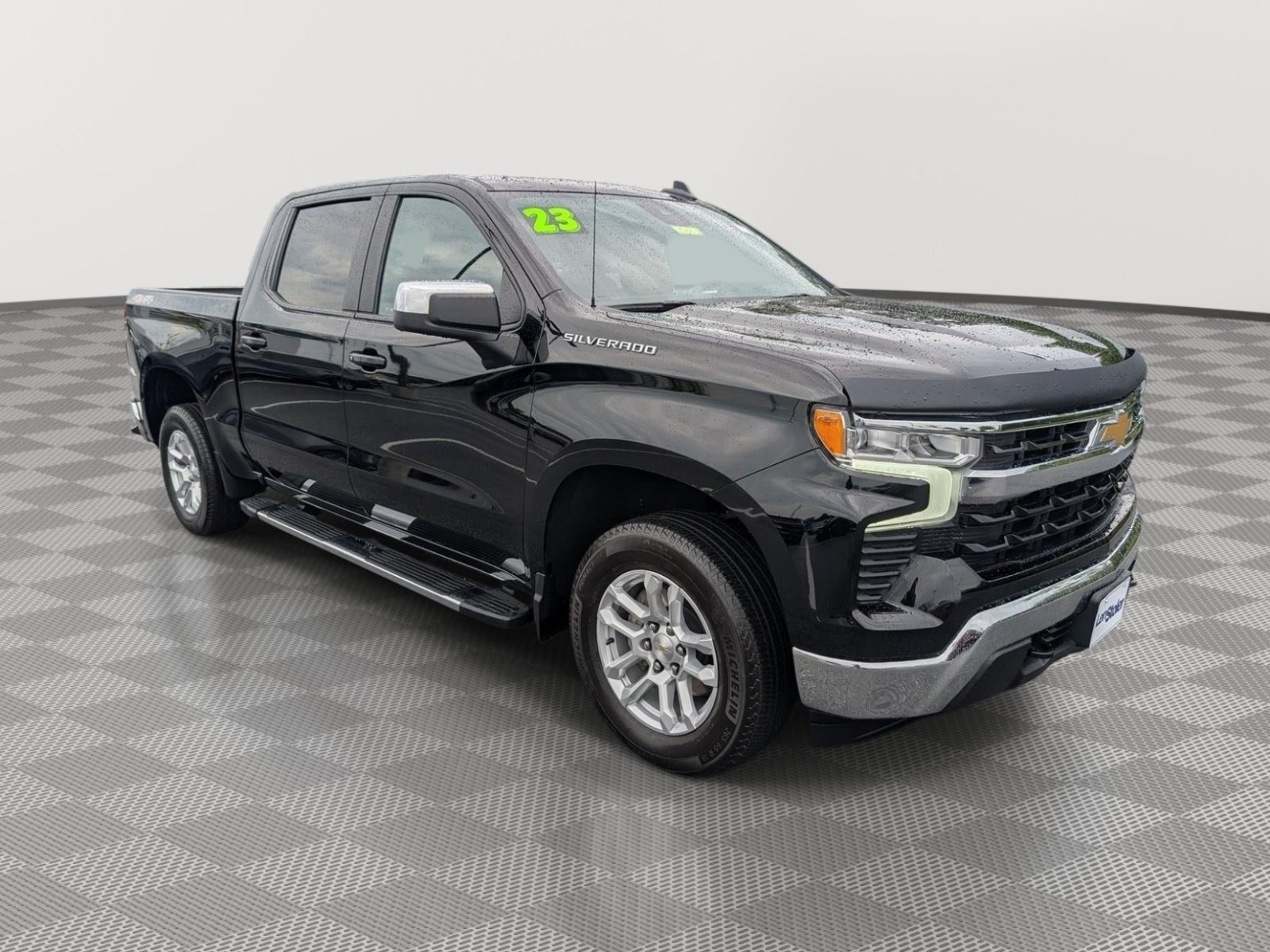 Used 2023 Chevrolet Silverado 1500 LT AWD/4WD image 7
